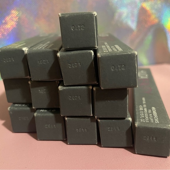 Bombbrow by Huda Beauty - Picture 2 of 2